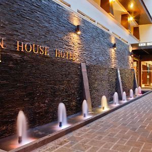 Inn House